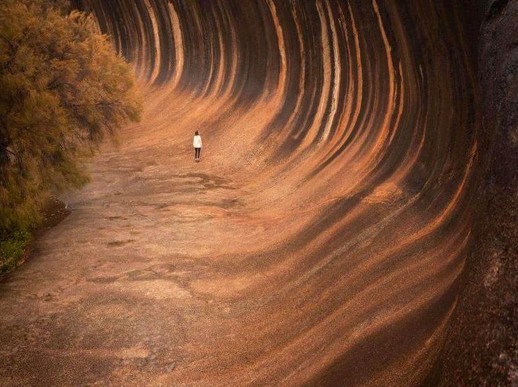 Unveiling the Geological Beauty of Wave Rock, Hyden