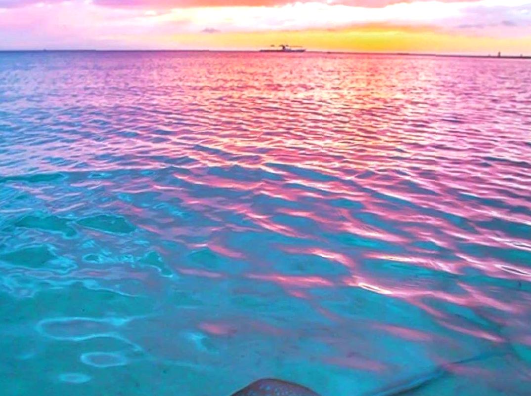 Serenity at Coral Bay: An Ocean Getaway