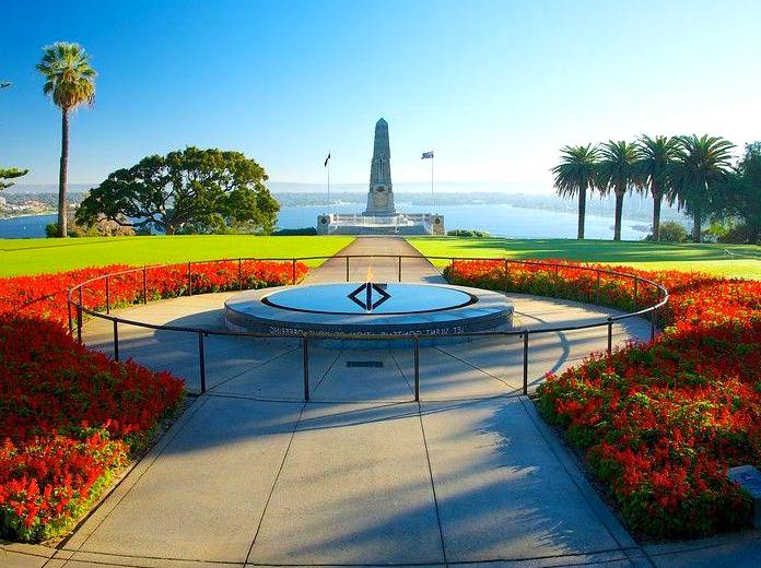 A Walk in Kings Park, Perth: Natural Beauty and Views